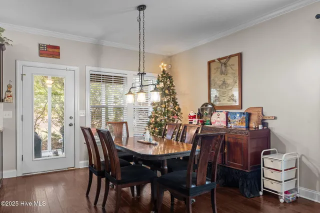 $420,000 | 725 Legacy Lakes Way, Aberdeen, NC 28315