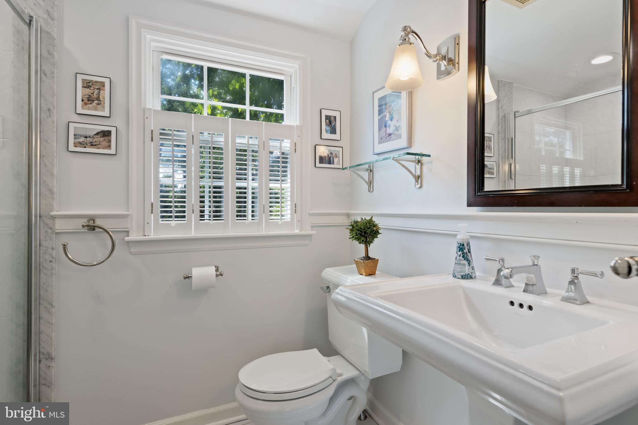 36 Crestline Road Wayne, PA 19087 - Photo 24 of 31 Master Bath