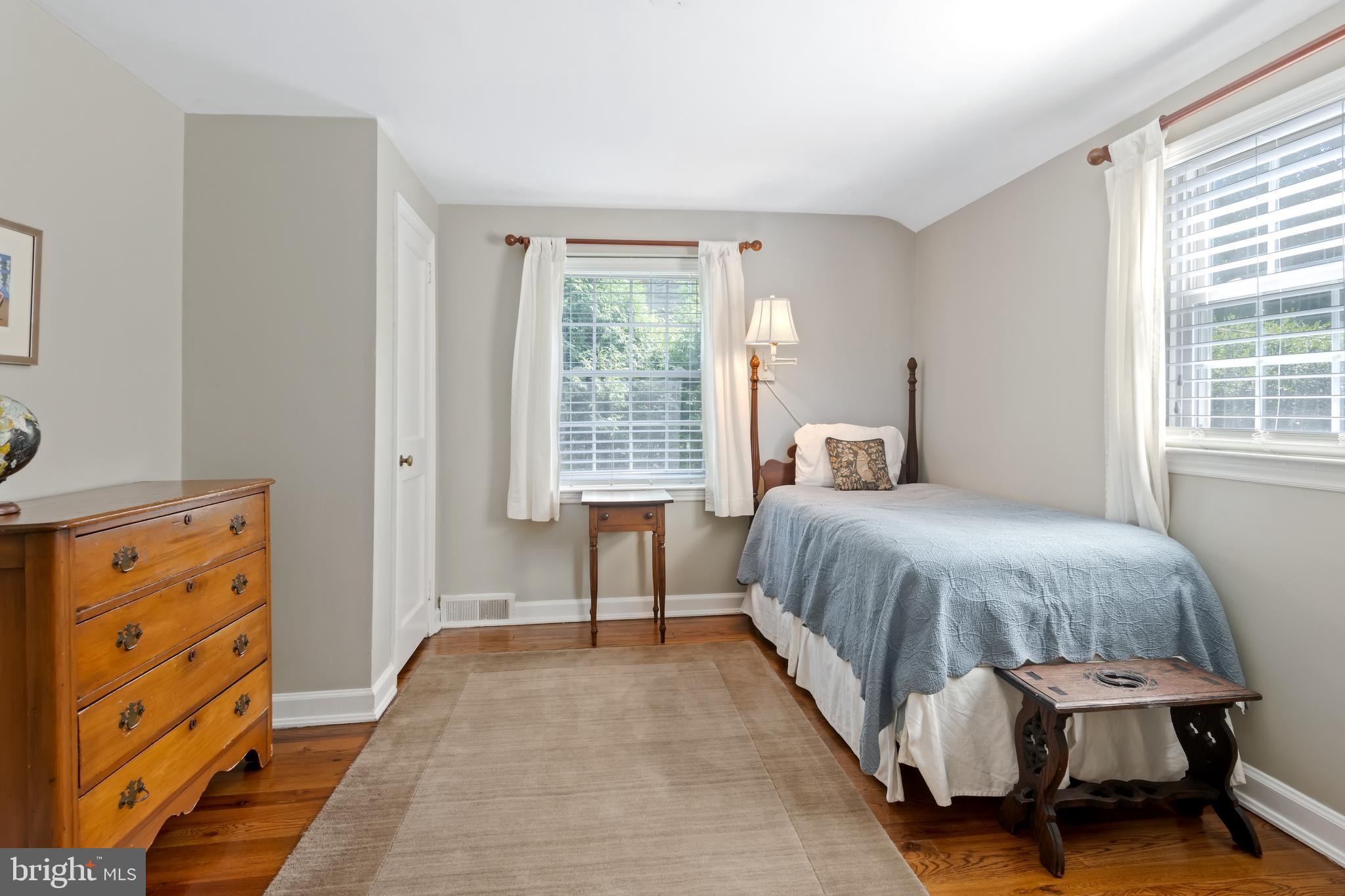 36 Crestline Road Wayne, PA 19087 - Photo 26 of 31 Bedroom 3