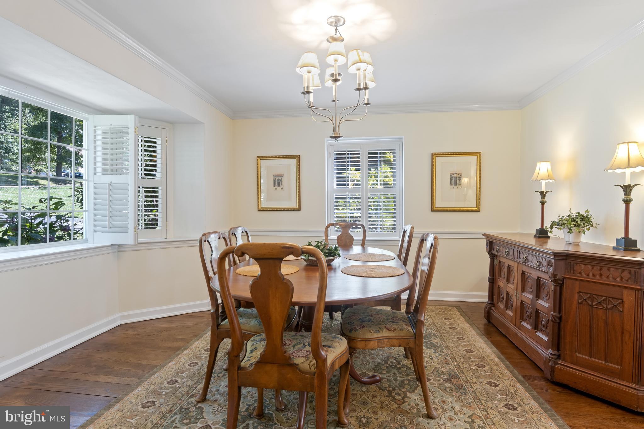 36 Crestline Road Wayne, PA 19087 - Photo 10 of 31 Formal Dining Room