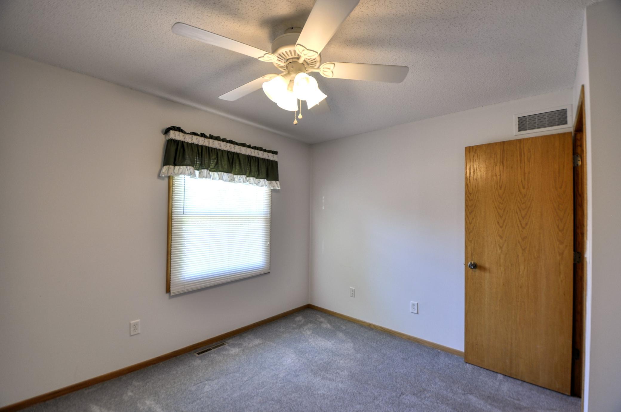 4822 22nd Avenue Northwest Rochester, MN 55901 - Photo 17 of 35