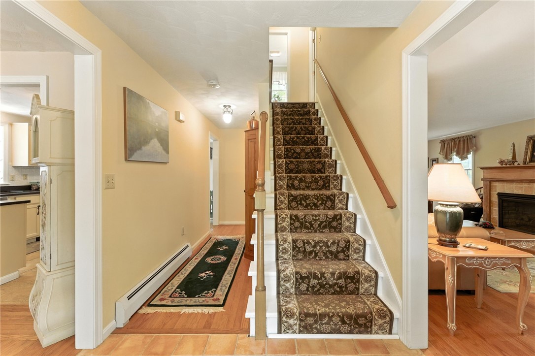 154 Black Pond Road Charlestown, RI 02813 - Photo 9 of 48 Gallery Image 9