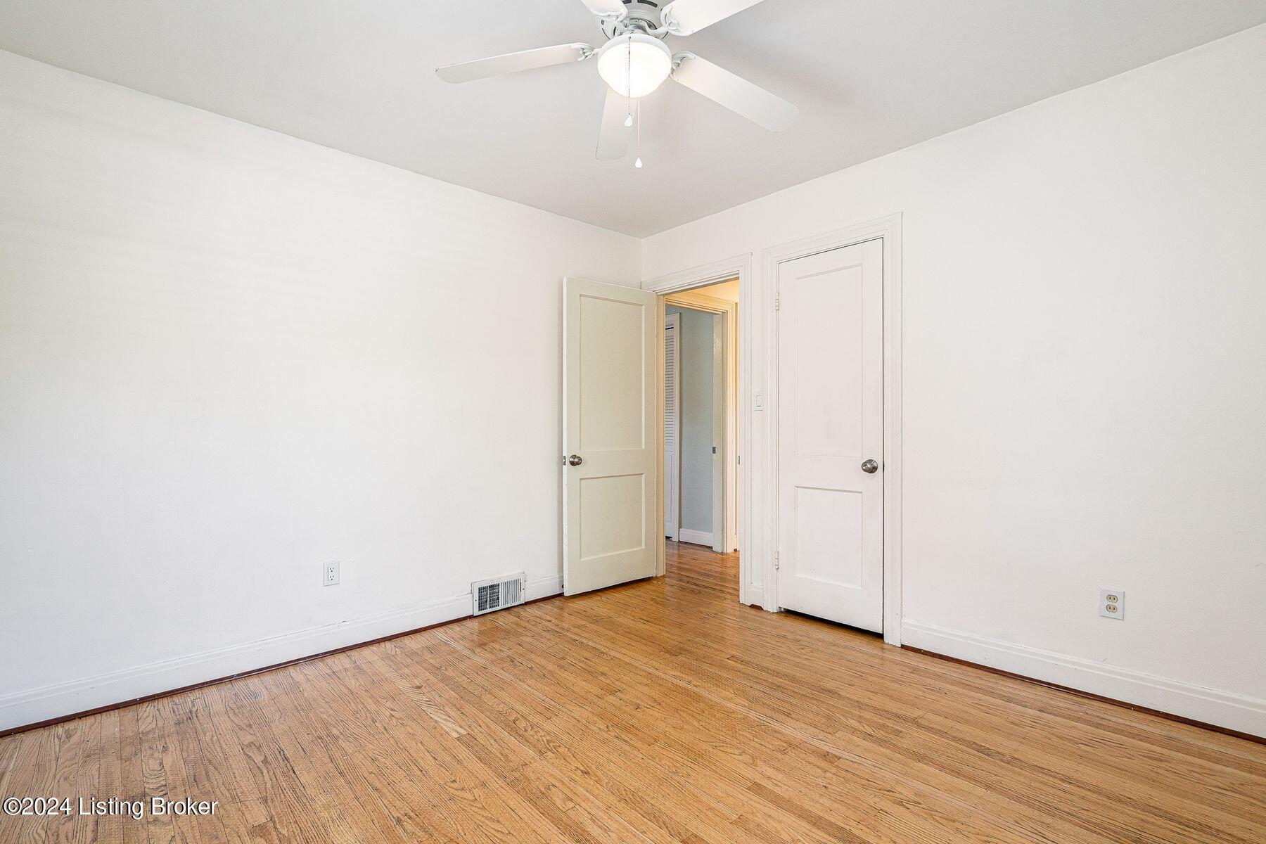 215 Fairmeade Road Louisville, KY 40207 - Photo 17 of 34 photo_online_017