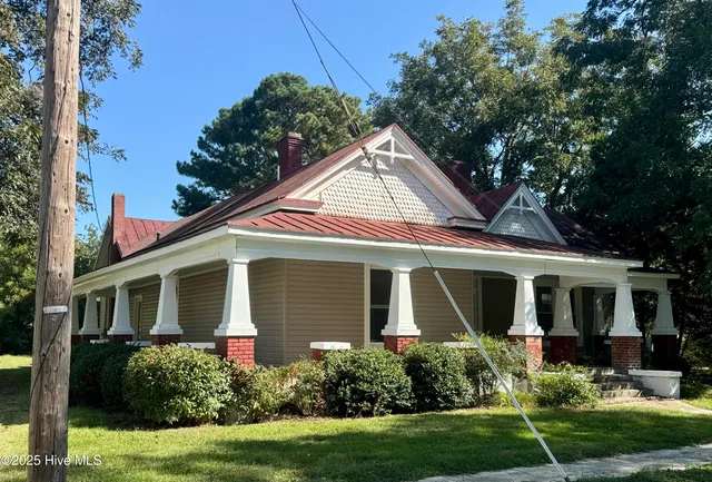 $215,000 | 306 East Main Street, Whitakers, NC 27891