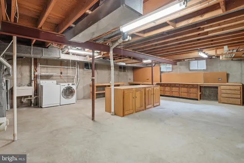 $1,299,900 | 3901 Colonel Ellis Avenue, Alexandria, VA 22304