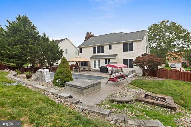 $795,000 | 7152 Harlan Lane, Sykesville, MD 21784