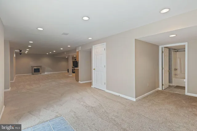 $795,000 | 7152 Harlan Lane, Sykesville, MD 21784