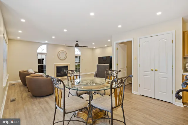 $795,000 | 7152 Harlan Lane, Sykesville, MD 21784