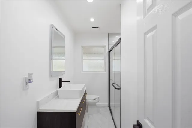 $300,000 | 4516 Werner Street, Houston, TX 77022