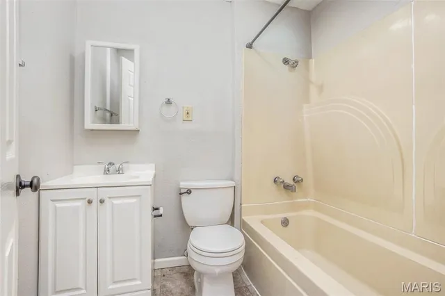 $163,000 | 4497 Rhine Drive, Florissant, MO 63033