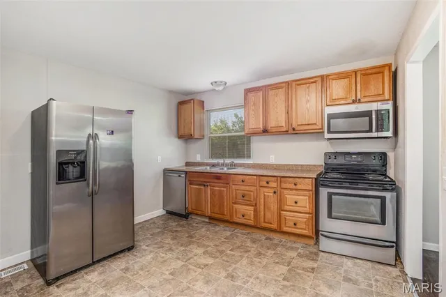 $163,000 | 4497 Rhine Drive, Florissant, MO 63033