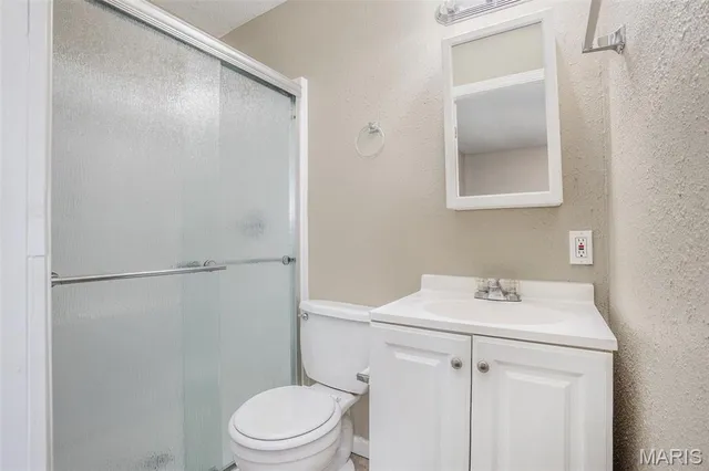 $163,000 | 4497 Rhine Drive, Florissant, MO 63033