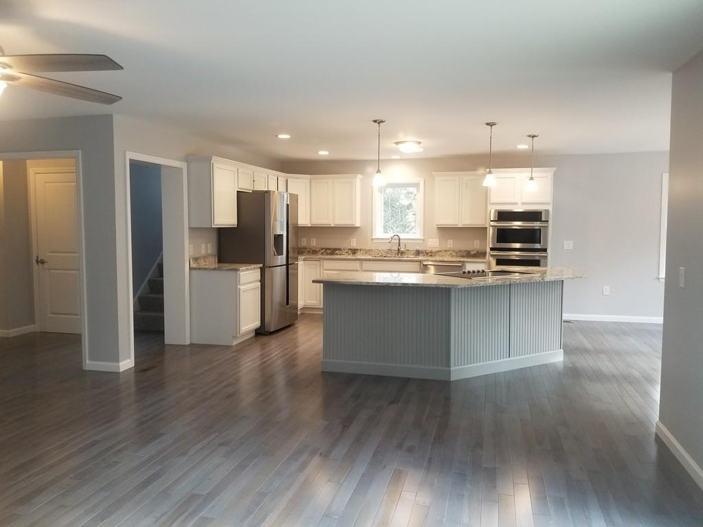 4 Lowry Lane Rutland, MA 01543 - Photo 12 of 41