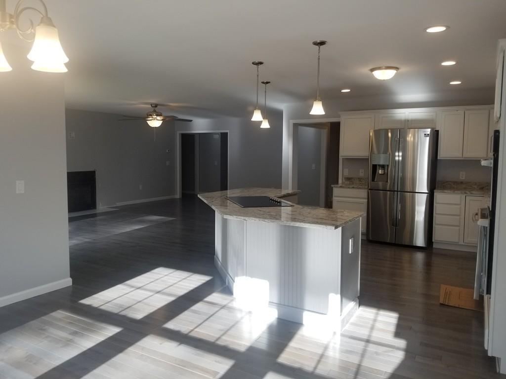 4 Lowry Lane Rutland, MA 01543 - Photo 17 of 41