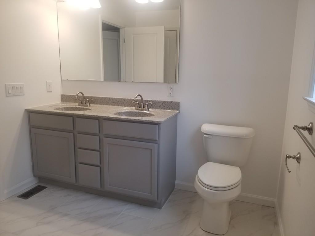 4 Lowry Lane Rutland, MA 01543 - Photo 24 of 41