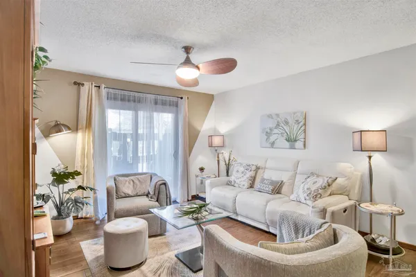 $174,900 | 2201 Scenic Highway, Unit L4, Pensacola, FL 32503