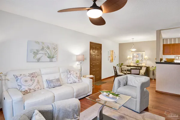 $174,900 | 2201 Scenic Highway, Unit L4, Pensacola, FL 32503