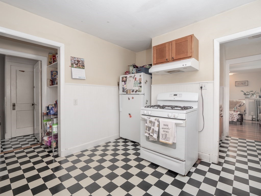 15 St Clements Road Medford, MA 02155 - Photo 23 of 40 Gallery Image 23