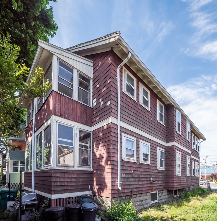 15 St Clements Road Medford, MA 02155 - Photo 4 of 40 Gallery Image 4