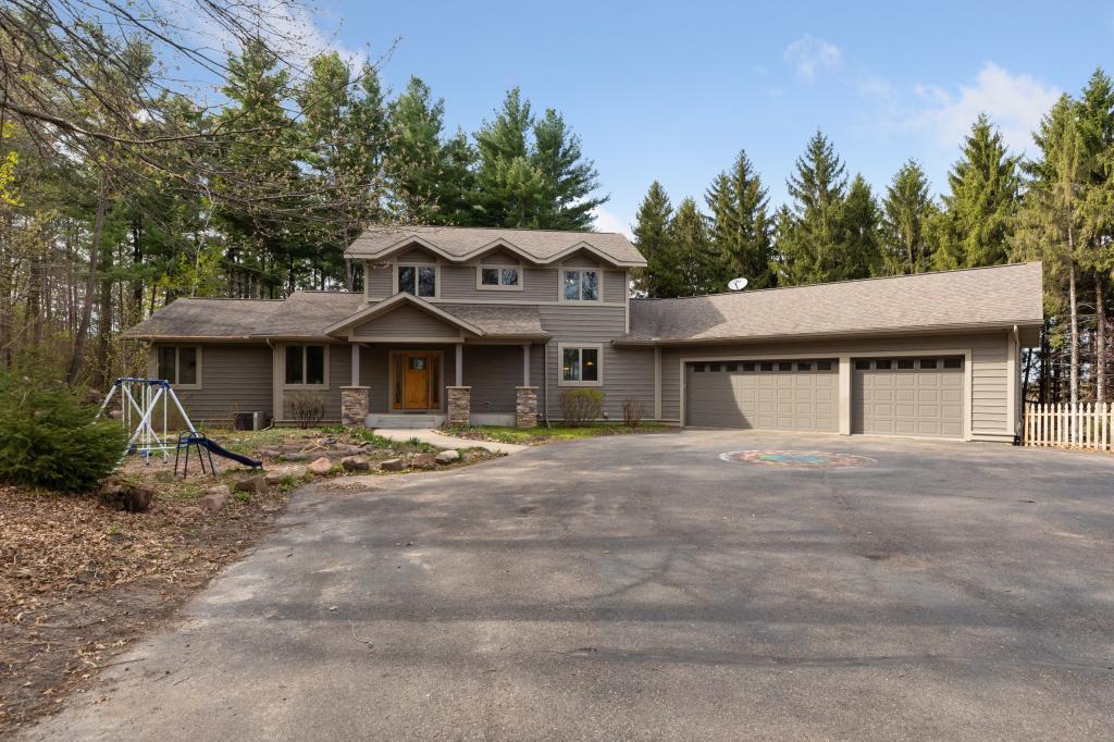 494 Old Cemetery Road Roberts, WI 54023 - Photo 1 of 1