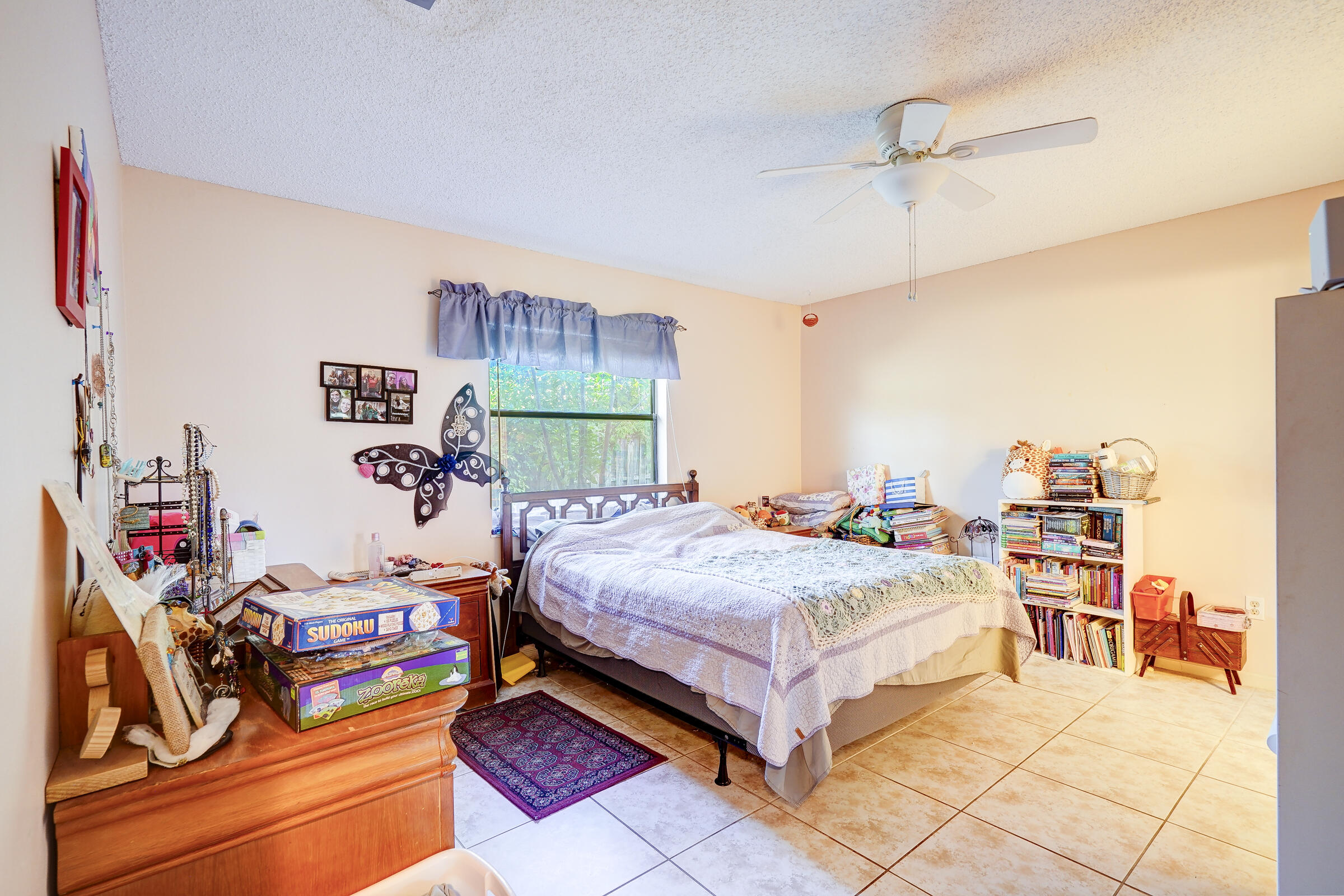 1073 Goldenrod Road Wellington, FL 33414 - Photo 22 of 27 1073Goldenrod-28