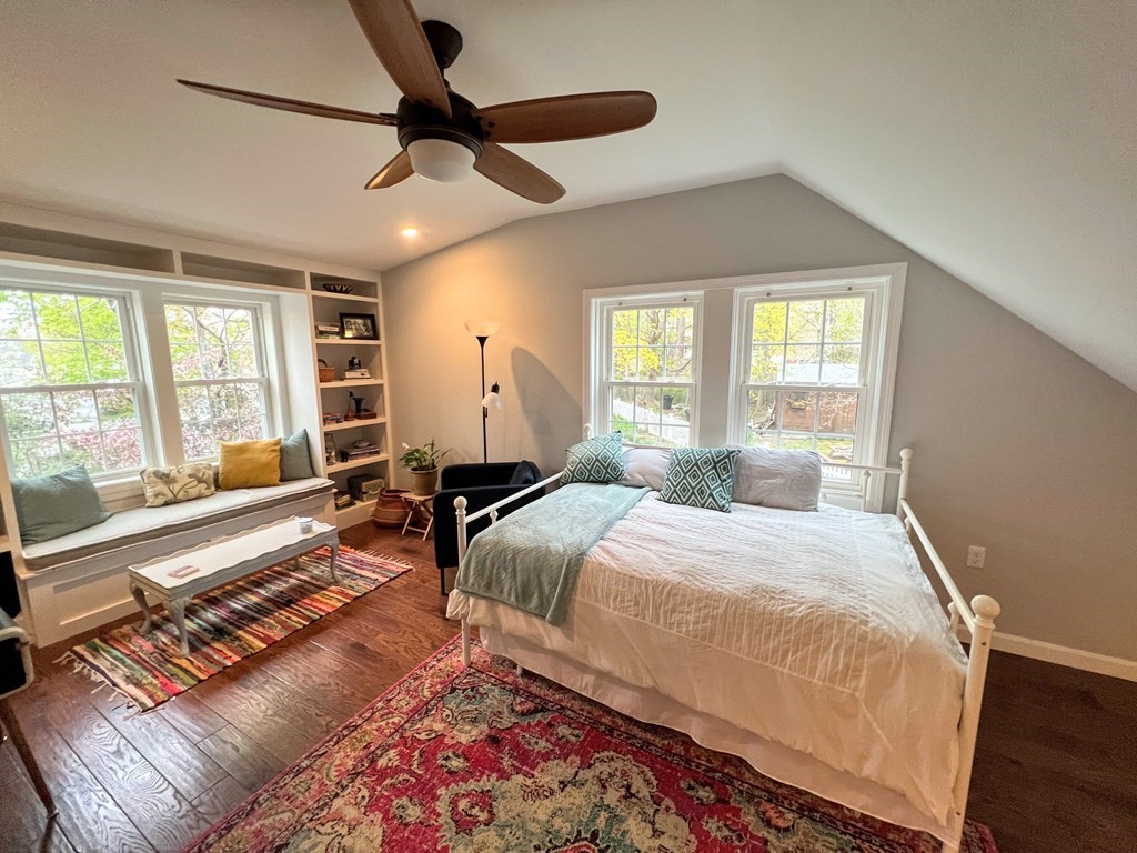 27 Skyline Road Boston, MA 02136 - Photo 14 of 23 Gallery Image 14