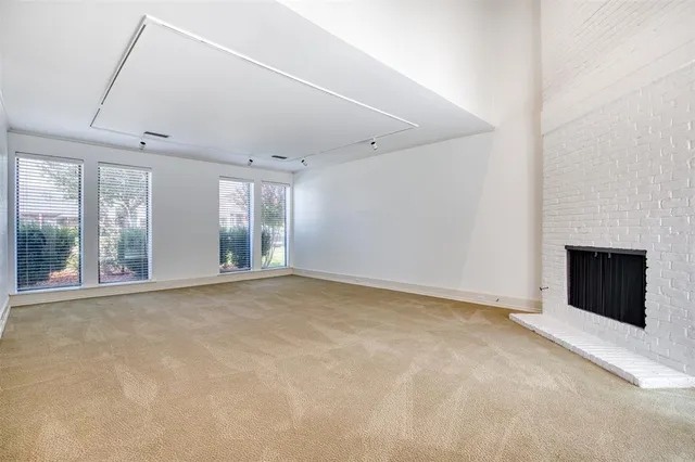 $3,150 | 16339 Lauder Lane, Dallas, TX 75248