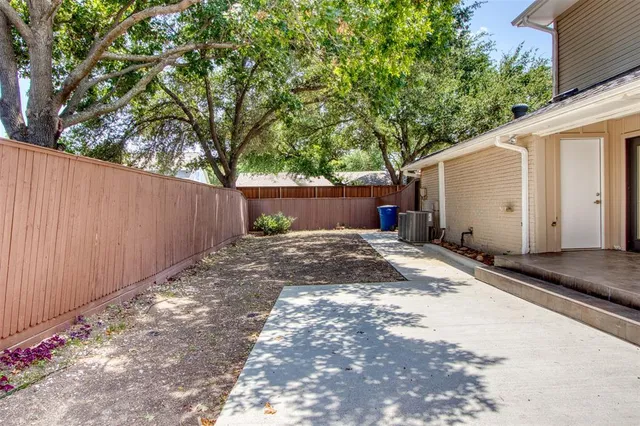 $3,150 | 16339 Lauder Lane, Dallas, TX 75248