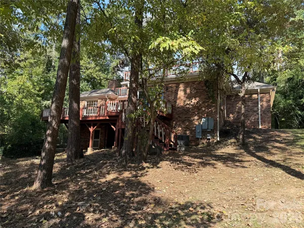 $632,500 | 1437 Westmoreland Drive, Lancaster, SC 29720