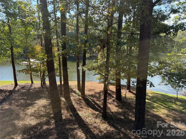 $632,500 | 1437 Westmoreland Drive, Lancaster, SC 29720