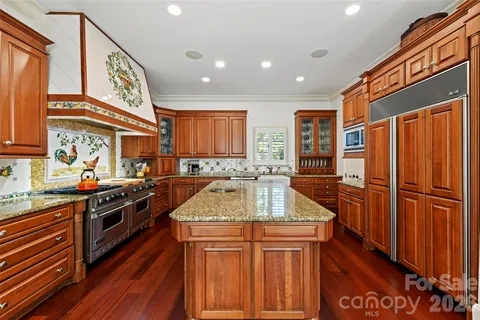 $1,700,000 | 2240 La Maison Drive, Charlotte, NC 28226