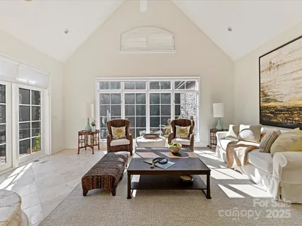 $2,325,000 | 2240 La Maison Drive, Charlotte, NC 28226