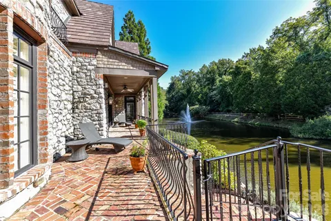 $1,700,000 | 2240 La Maison Drive, Charlotte, NC 28226
