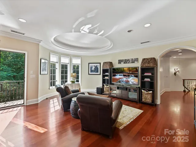 $2,325,000 | 2240 La Maison Drive, Charlotte, NC 28226