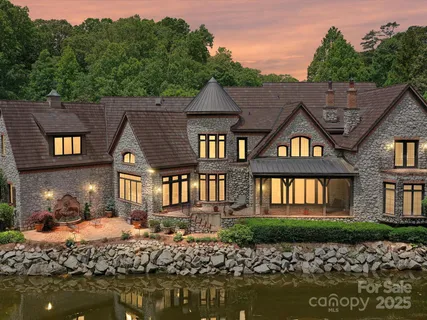 $2,325,000 | 2240 La Maison Drive, Charlotte, NC 28226