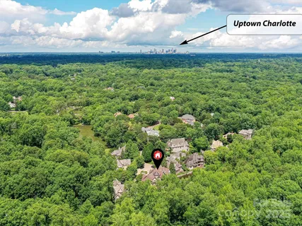 $2,325,000 | 2240 La Maison Drive, Charlotte, NC 28226