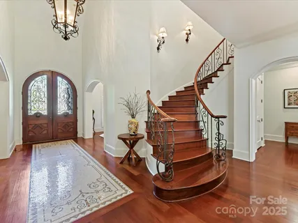 $2,325,000 | 2240 La Maison Drive, Charlotte, NC 28226
