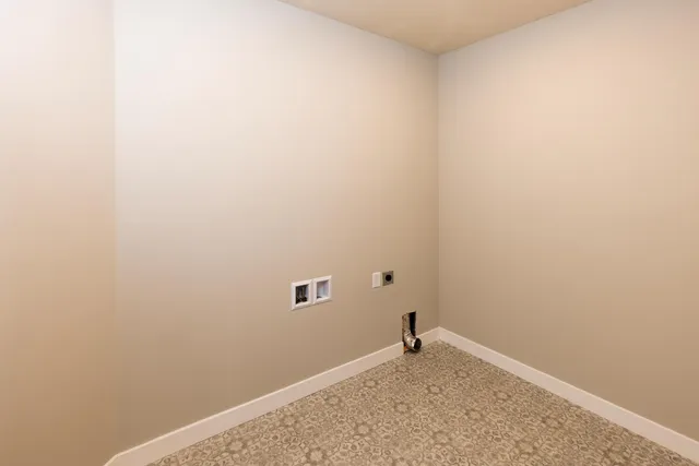 $535,990 | 2048 Tamarack Road, Carver, MN 55315