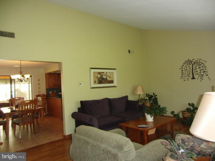 3138 Wild Run Road Pennsburg, PA 18073 - Photo 3 of 25 Gallery Image 3