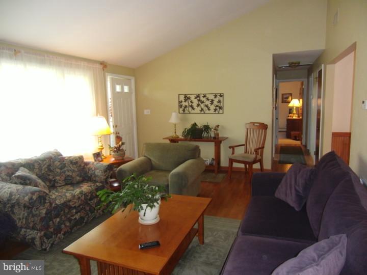 3138 Wild Run Road Pennsburg, PA 18073 - Photo 5 of 25 Gallery Image 5