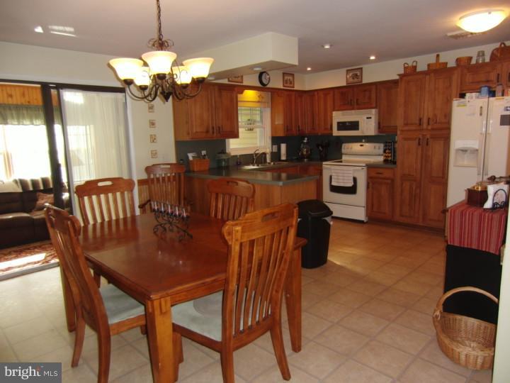 3138 Wild Run Road Pennsburg, PA 18073 - Photo 7 of 25 Gallery Image 7