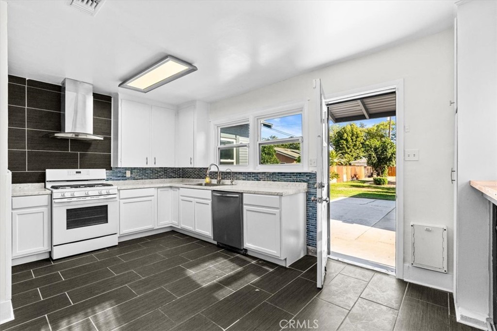 4190 Cover Street Riverside, CA 92506 - Photo 28 of 57