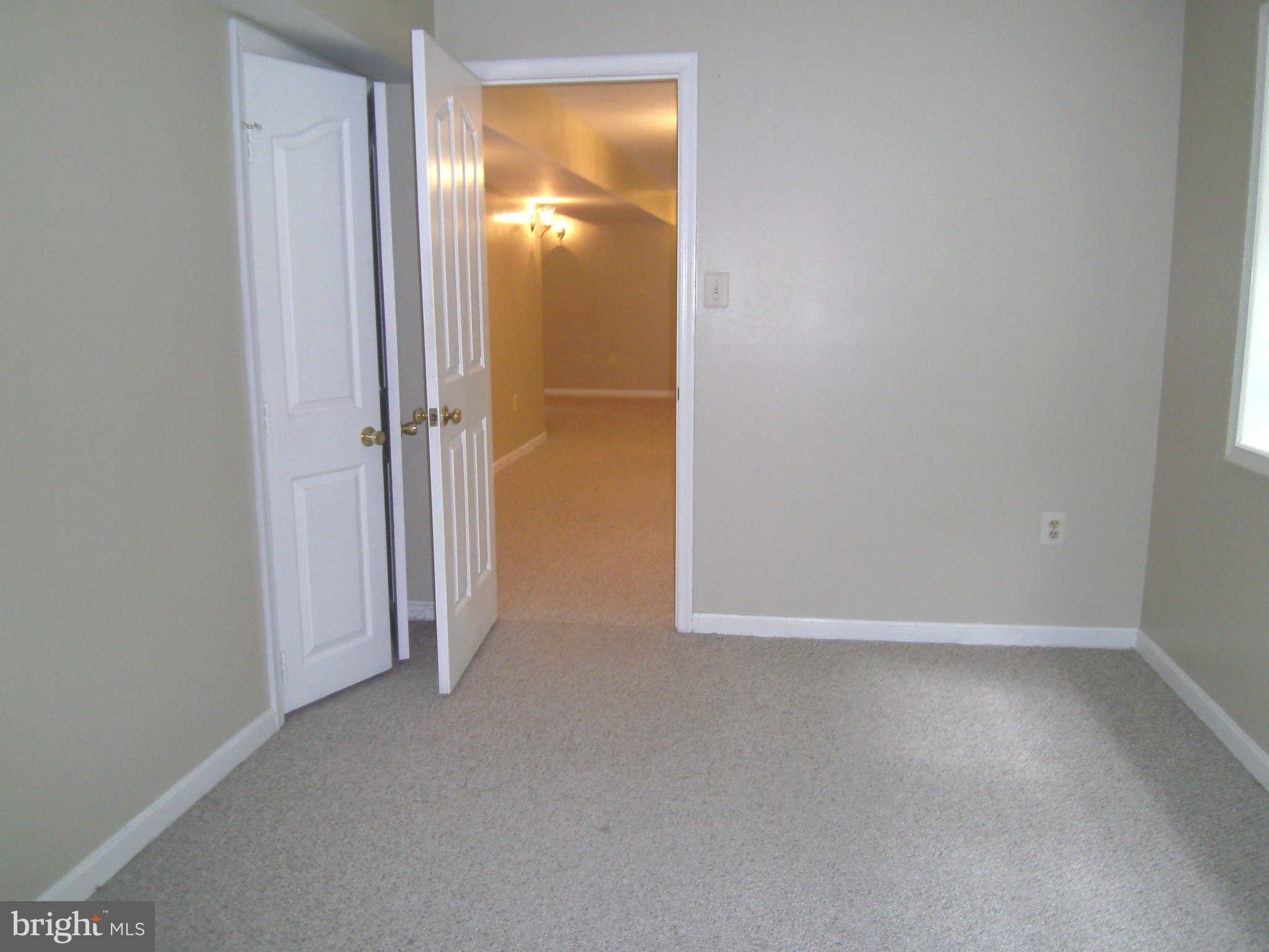 8662 Center Road Springfield, VA 22152 - Photo 16 of 23 a view of an empty room