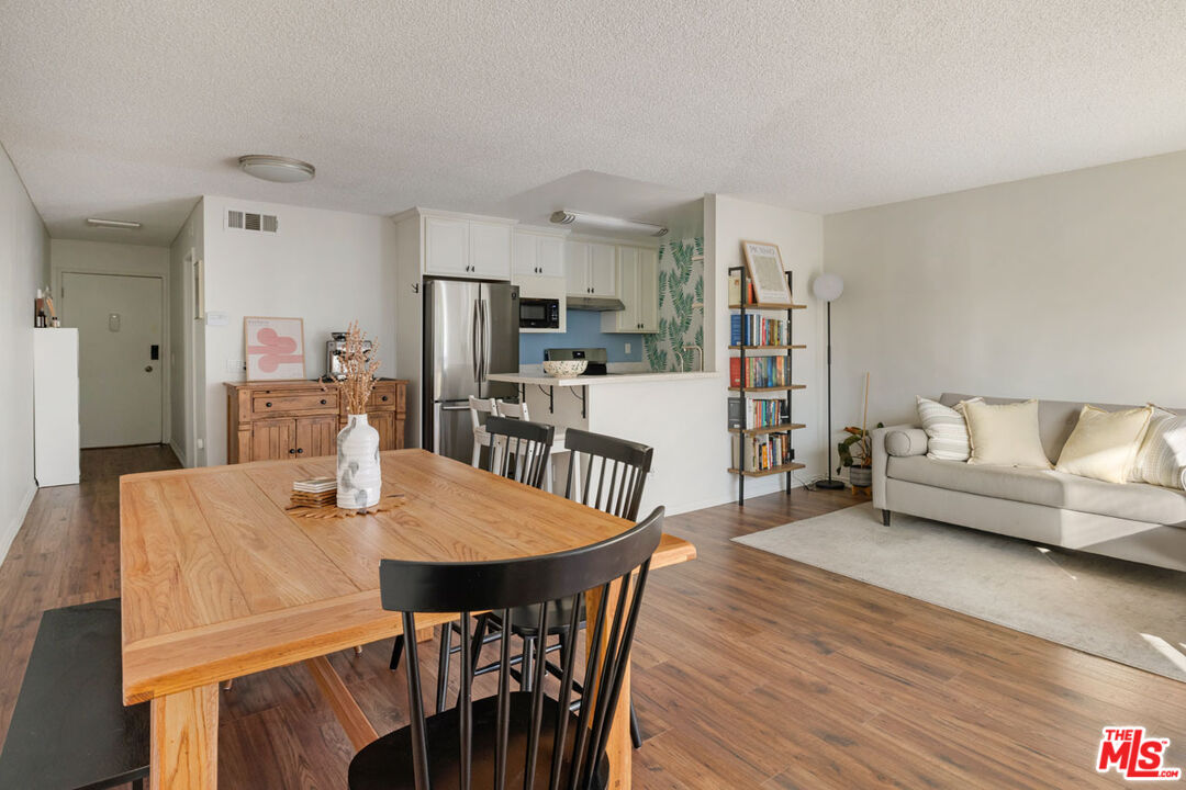 1935 Alpha Road, Unit 323 Glendale, CA 91208 - Photo 9 of 15 Gallery Image 9