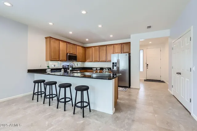 $2,650 | 7614 West Fetlock Trail, Peoria, AZ 85383