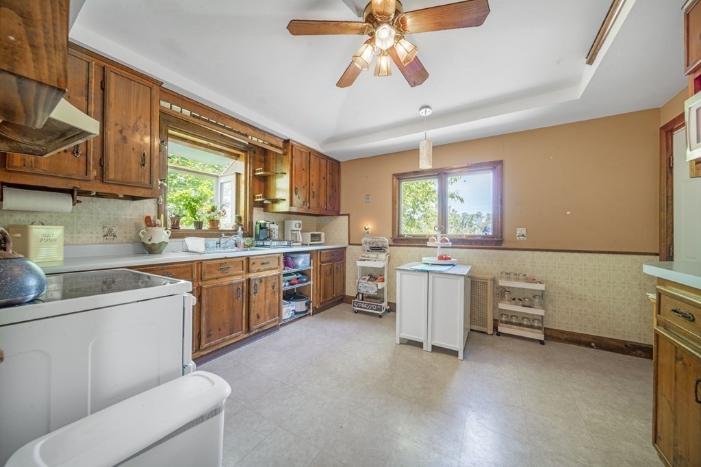 110 Spring Street Quincy, MA 02169 - Photo 8 of 24 Gallery Image 8