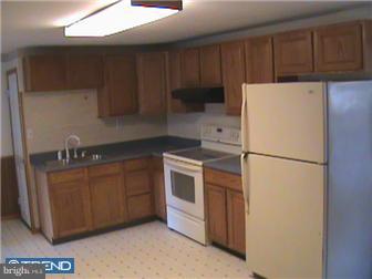 275 Parkview Road Reading, PA 19606 - Photo 3 of 12 Gallery Image 3