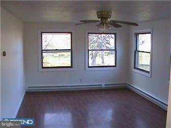 275 Parkview Road Reading, PA 19606 - Photo 5 of 12 Gallery Image 5