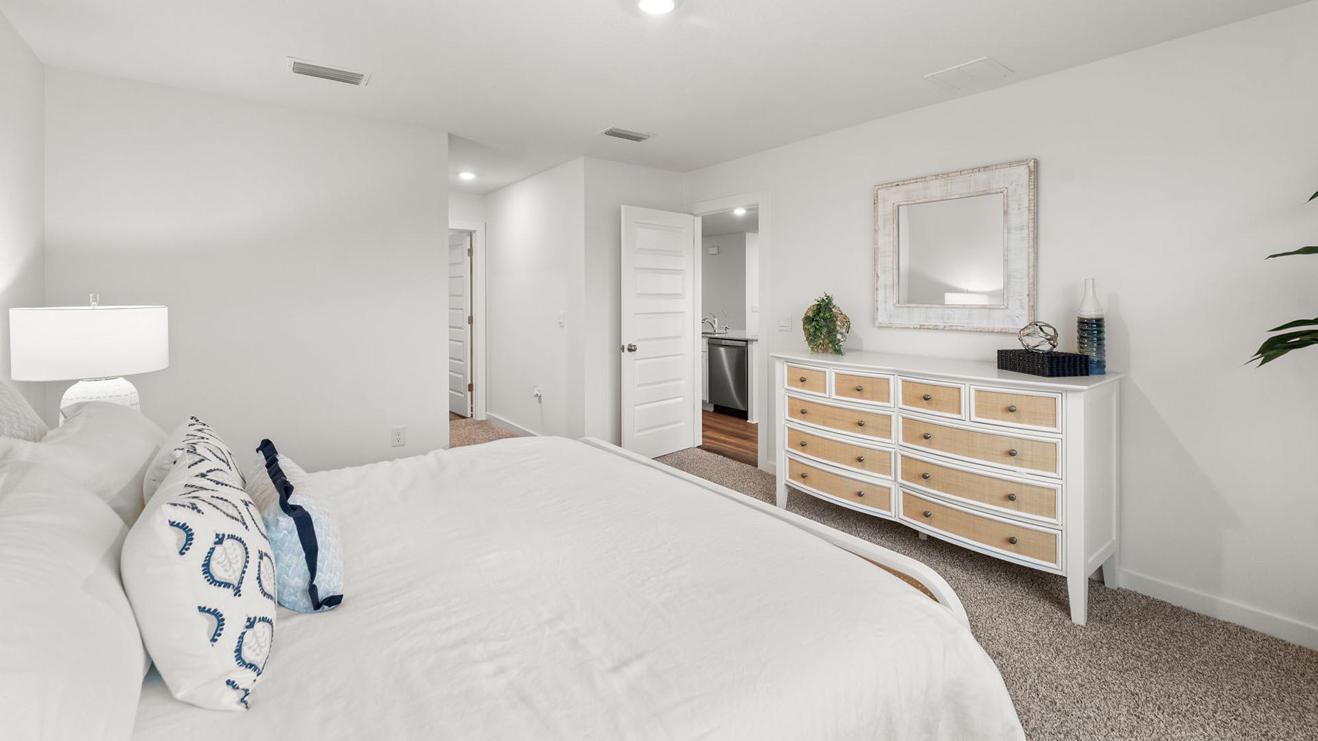 241 Dockside Road Freeport, FL 32439 - Photo 17 of 26 Aria_16_Primary Bedroom