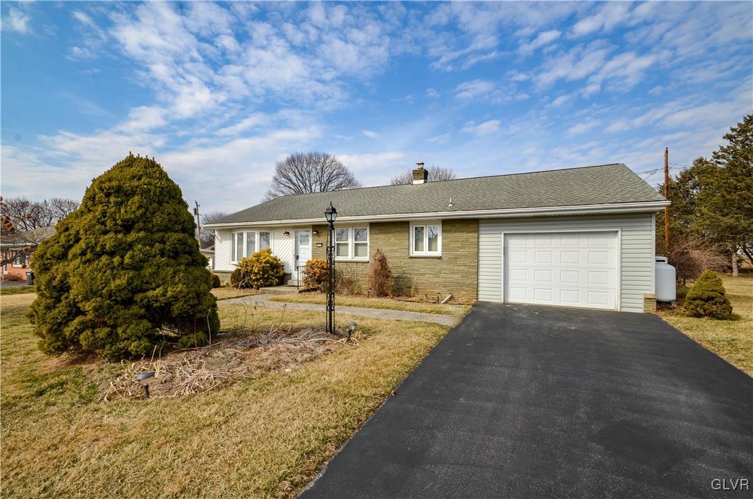 4619 Gary Road Orefield, PA 18069 - Photo 1 of 36 Gallery Image 1